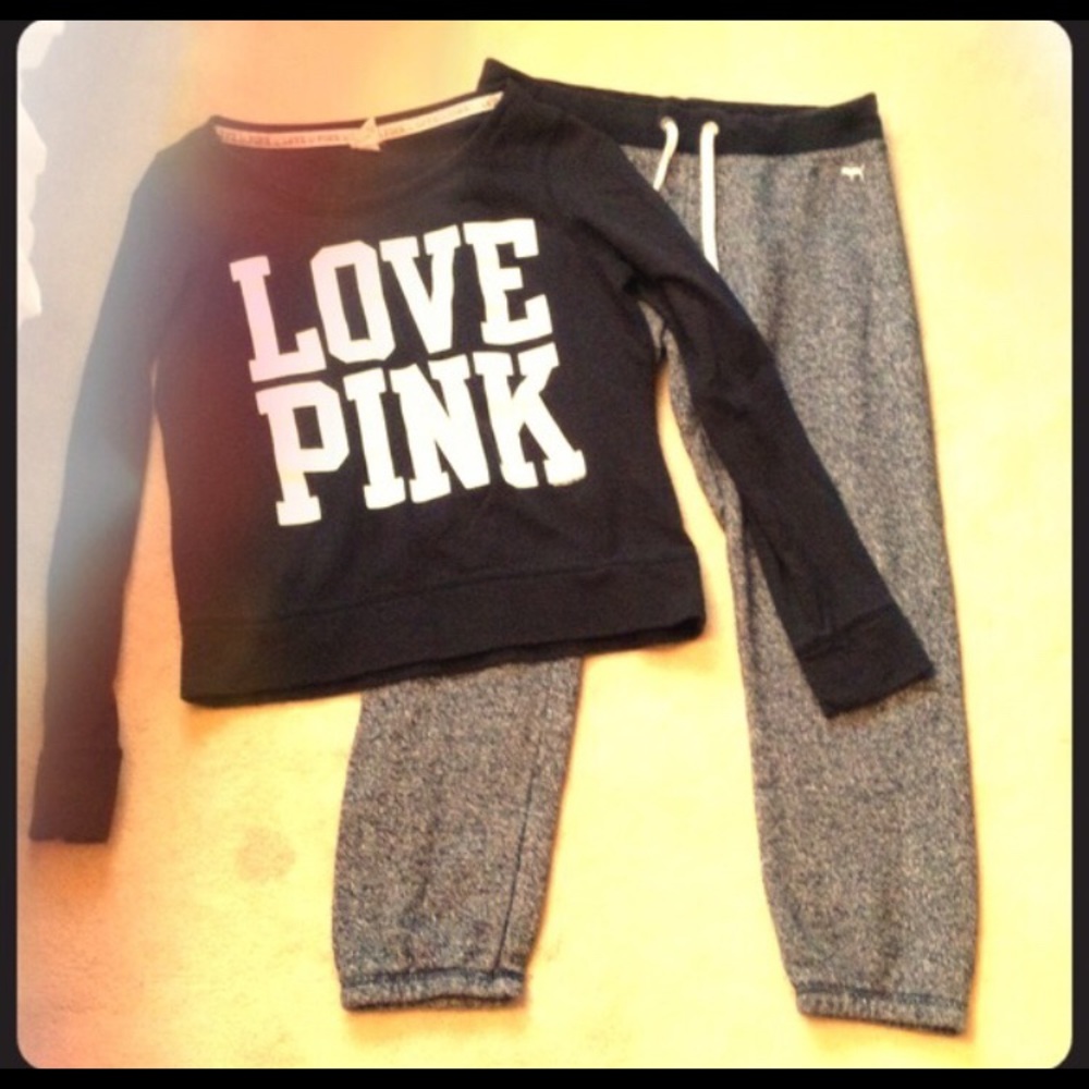 VS sweats bundle!❤️